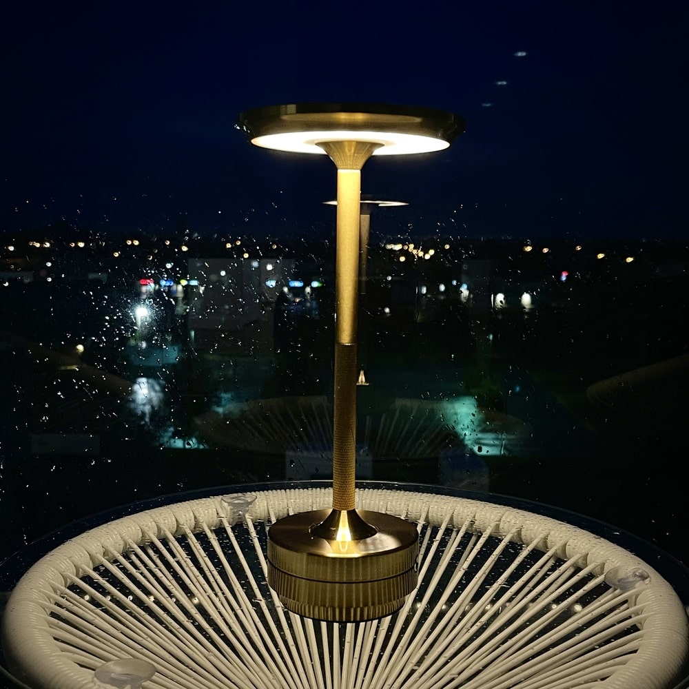 Ambient™ Metallic Cordless Table Lamp